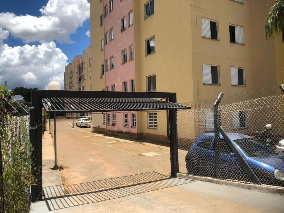 Apartamento Climatizado Marília المظهر الخارجي الصورة